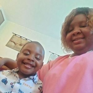 Meet your Posher, Sharima